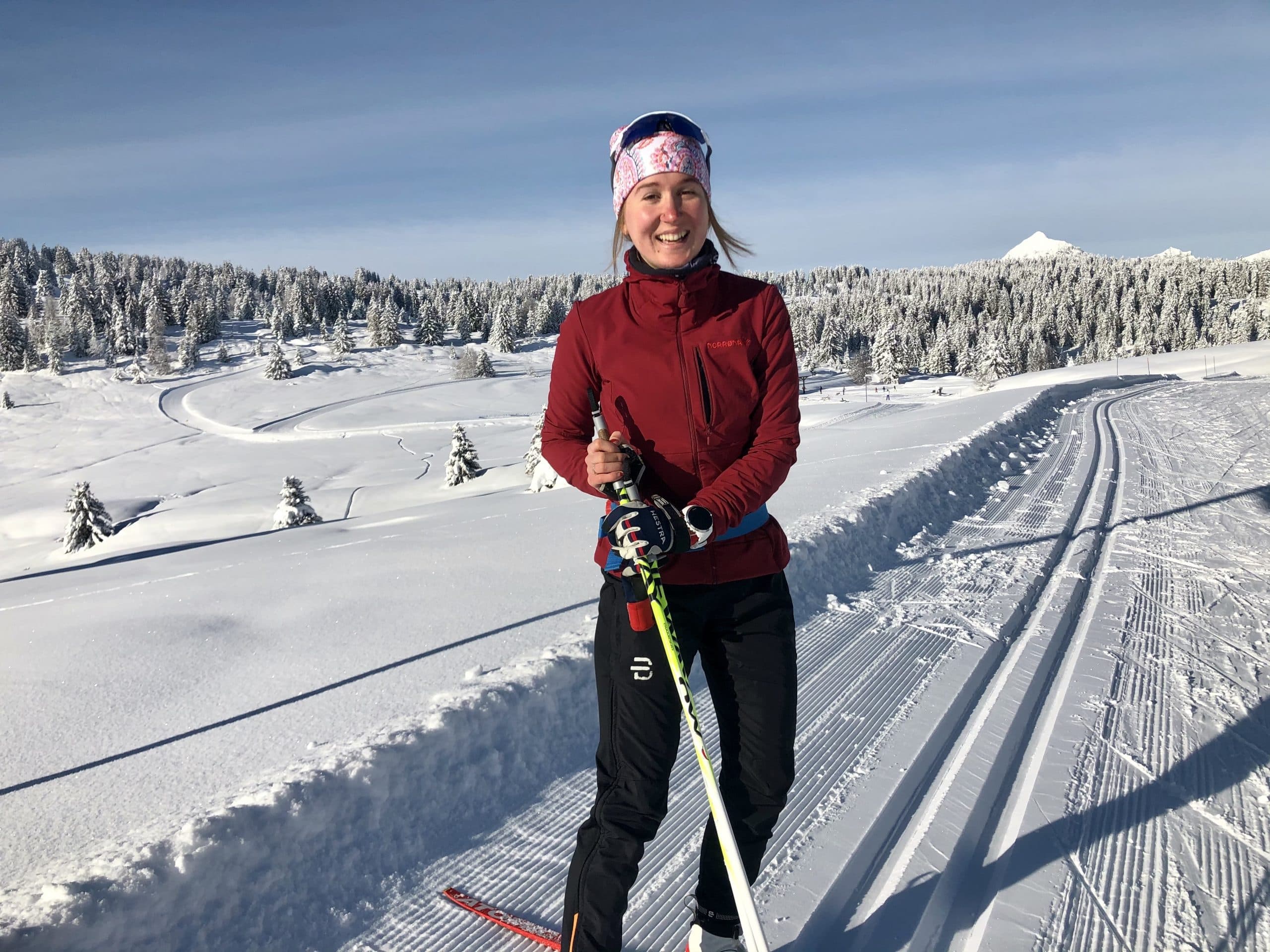 A skier wearing the Norrona lofoten hiloflex200