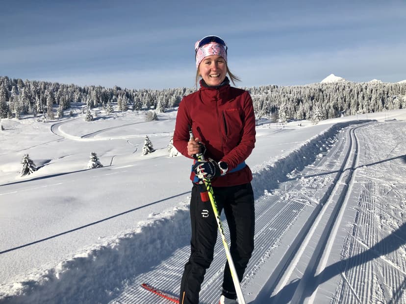 A skier wearing the Norrona lofoten hiloflex200