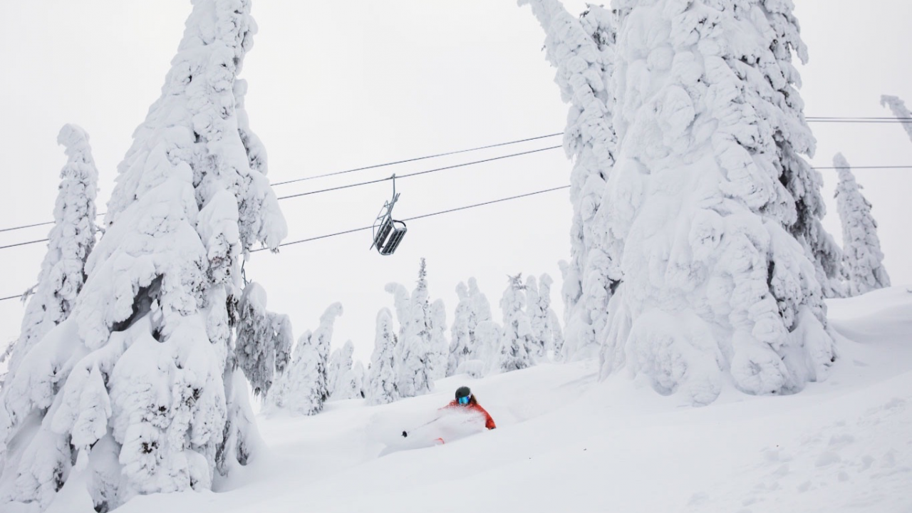 2024 Best Downhill Ski Resorts in Canada